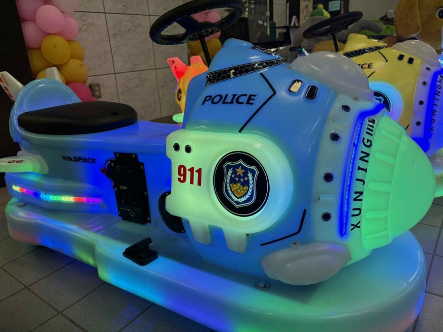 Blue 911 police car ride-on